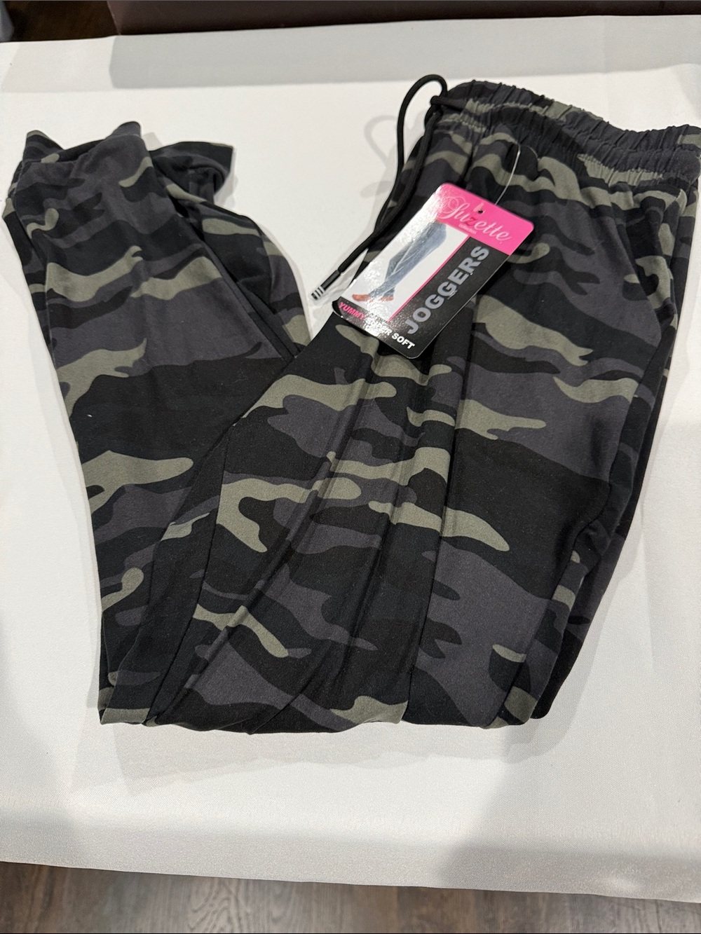 Suzelle Camo Joggers - Black & Gray